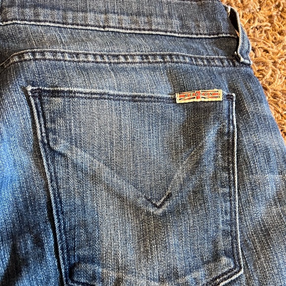 Hudson Jeans. Size 31. Inseam 29 - Picture 9 of 11